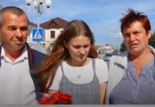 Julija je imala 4 godine kada je nestala iz voza pred očima oca Viktora: 20 godina kasnije pronašla je svoju sliku u novinama, a epilog priče je neverovatan Julija je imala 4 godine kada je nestala iz voza pred očima oca Viktora: 20 godina kasnije pronašla je svoju sliku u novinama, a epilog priče je neverovatan - featured image