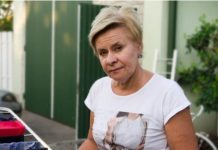 Svekrva mi zabranjuje belu venčanicu,kaže nisam čista: Pred svekrom mi podigla suknju da ga uveri, a onda sam je zgazila Svekrva mi zabranjuje belu venčanicu,kaže nisam čista: Pred svekrom mi podigla suknju da ga uveri, a onda sam je zgazila - featured image