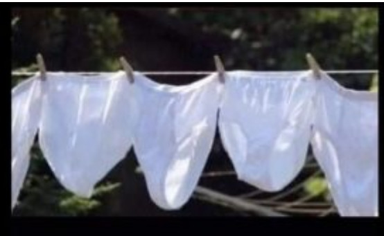 ŽENA OTKRILA TAJNU IZ RADNJE ZA HEMIJSKO ČIŠĆENJE: Ovo su 3 trika za savršeno opran veš, požalit ćete što ih niste znali ranije - featured image