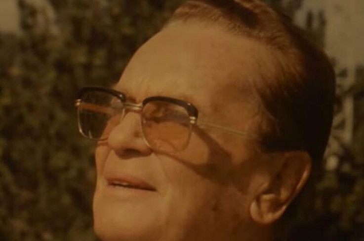 OVAKO JE GLASIO VIC O TITU ZBOG KOJEG JE NOVINARKA SA 22 GOD. ZAVRŠILA NA GOLOM OTOKU: Brat je nije prepoznao po izlasku - featured image