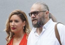 Pričali su da se vole, ali ona je zatražila razvod: Razlog je sramotan – nije ljubav sve što vidiš, zato pazi kome zavidiš, pakao Pričali su da se vole, ali ona je zatražila razvod: Razlog je sramotan – nije ljubav sve što vidiš, zato pazi kome zavidiš, pakao - featured image