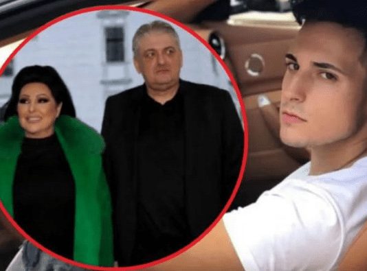 Skandal u Beču!!Toni Bijelić SA NOVOM IZABRANICOM STIGAO U DORAC!!!MARKO NAPRAVIO NEVIĐENI SKANDAL!!POGLEDAJTE TU BRUKU i ko je žena koja je zamijenila Draganu!!!😱⬇️ Skandal u Beču!!Toni Bijelić SA NOVOM IZABRANICOM STIGAO U DORAC!!!MARKO NAPRAVIO NEVIĐENI SKANDAL!!POGLEDAJTE TU BRUKU i ko je žena koja je zamijenila Draganu!!!😱⬇️ - featured image