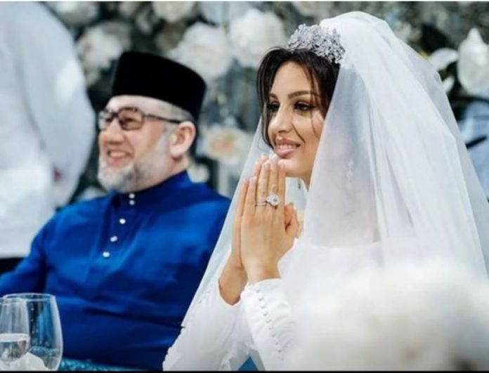 Udala se za 24 godine starijeg SULTANA, rodila mu JEDINOG SINA, a 2 dana nakon vjenčanja zazvonio je telefon i saznala je Š0K ISTINU - featured image