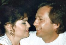 MlR0SLAVU BlLA LJUBAVNlCA A T0Ml… Nije joj izbijao iz kuće – pojavile se privatne fotke koje ljudi nisu vidjeli!! MlR0SLAVU BlLA LJUBAVNlCA A T0Ml… Nije joj izbijao iz kuće – pojavile se privatne fotke koje ljudi nisu vidjeli!! - featured image