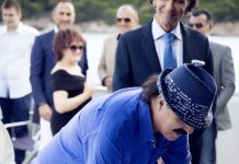 ESTRADA U ŠOKU! Haris Džinović stao na ludi kamen, a niko nije očekivao da će baš poznata političarka stati uz njega pred matičarem!” ESTRADA U ŠOKU! Haris Džinović stao na ludi kamen, a niko nije očekivao da će baš poznata političarka stati uz njega pred matičarem!” - featured image